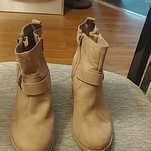 Women's Tan Ankle Boots